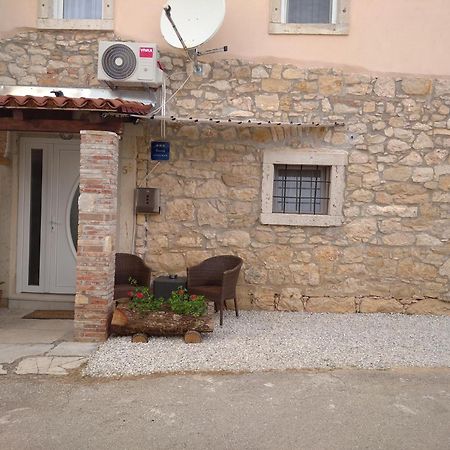 Apartman Lari Vižinada Extérieur photo