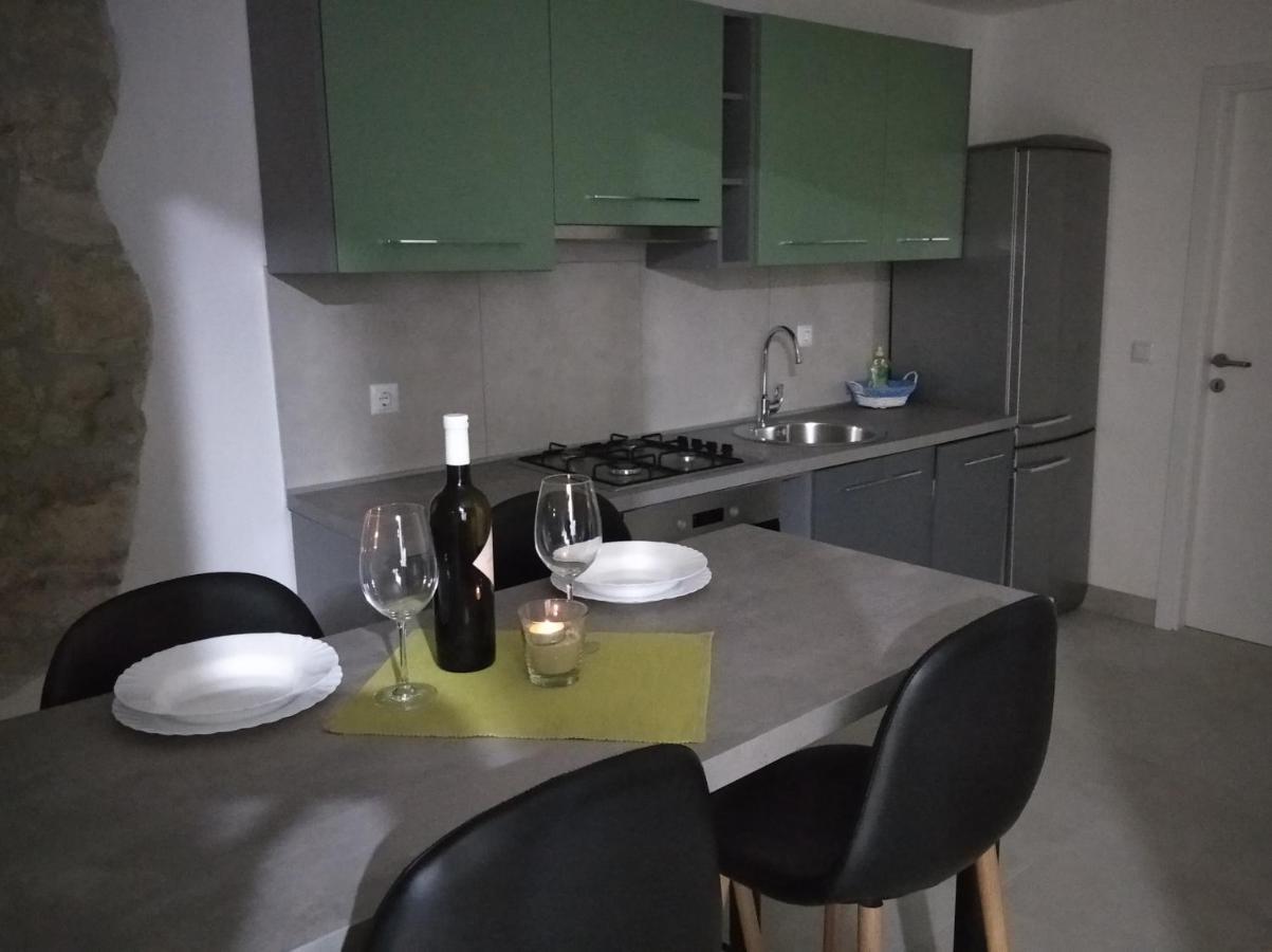 Apartman Lari Vižinada Extérieur photo